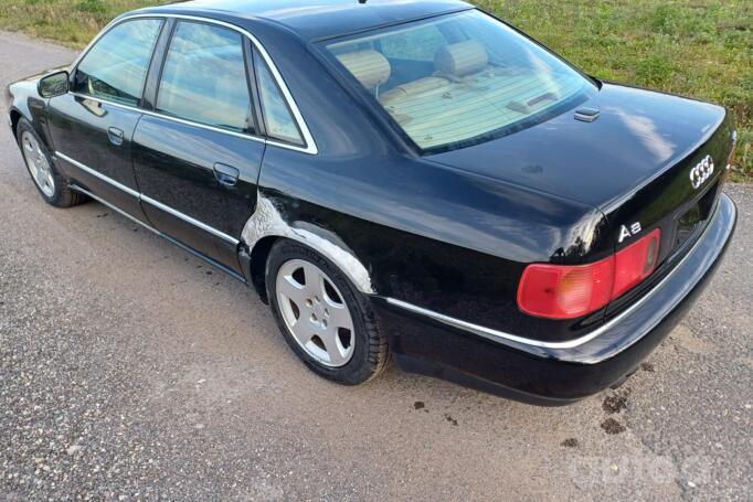 Audi A8 D2/4D [restyling] Sedan 4-doors