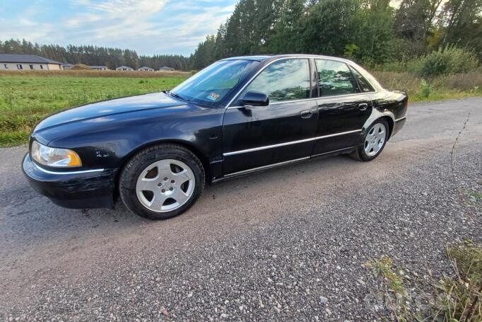 Audi A8 D2/4D [restyling] Sedan 4-doors