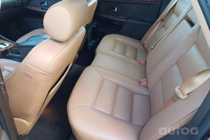 Audi A8 D2/4D [restyling] Sedan 4-doors