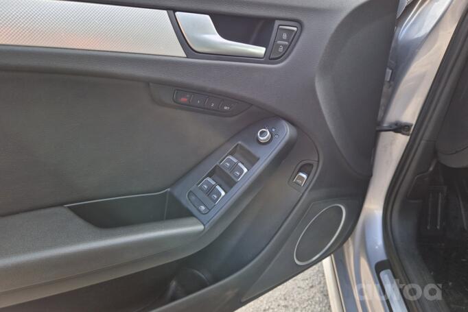 Audi A4 B8/8K [restyling] Sedan