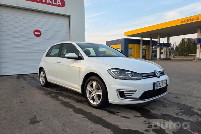 Volkswagen Golf 7 generation [restyling] R hatchback 5-doors
