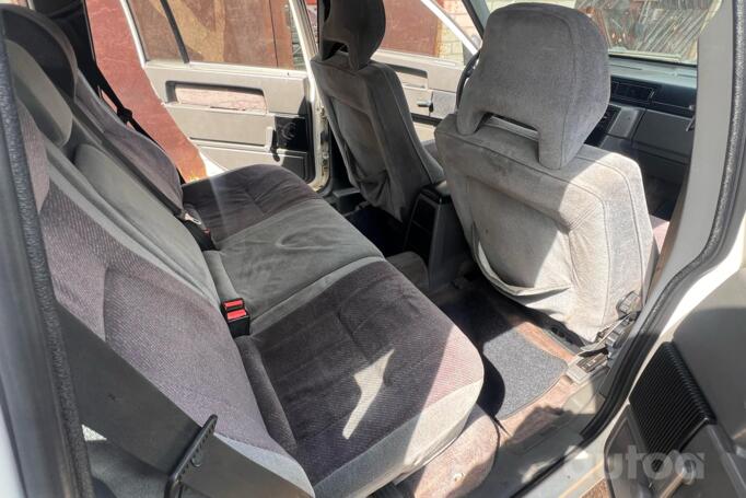 Volvo 940 1 generation wagon