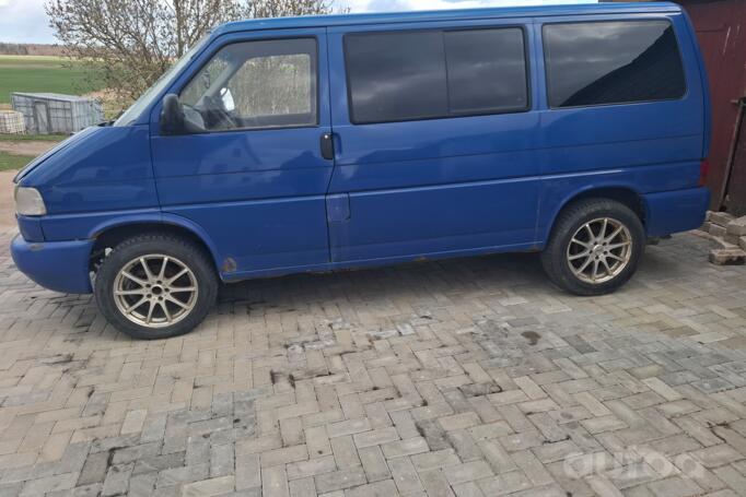 Volkswagen Caravelle T4 Minivan