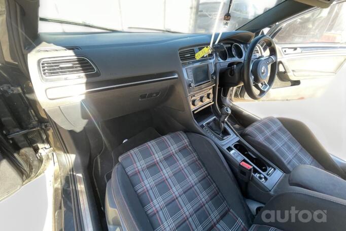 Volkswagen Golf GTI 7 generation