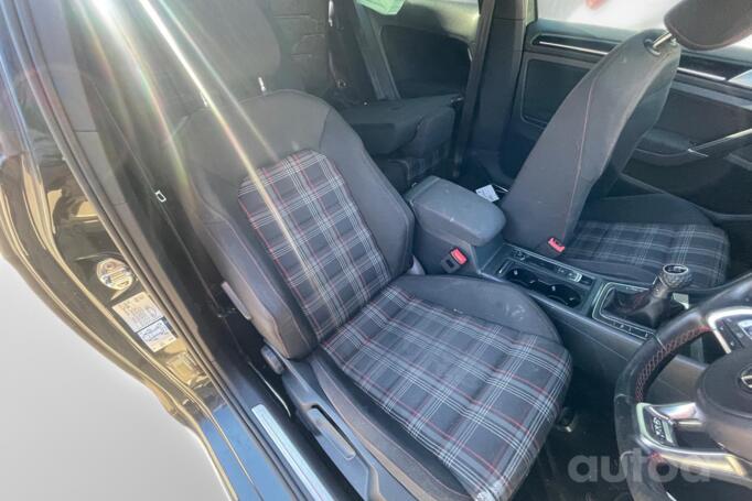 Volkswagen Golf GTI 7 generation