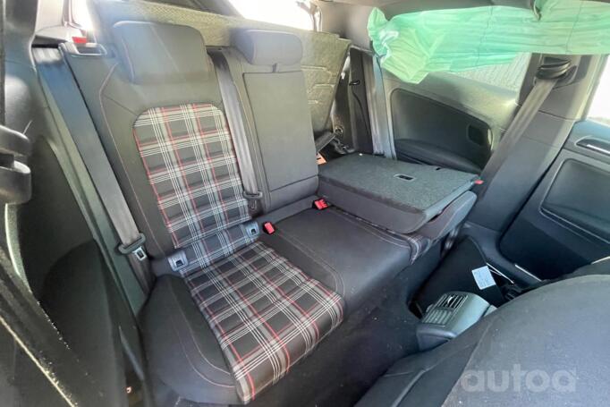 Volkswagen Golf GTI 7 generation