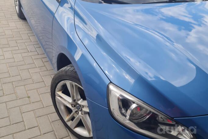 Volvo V60 1 generation [restyling] wagon 5-doors