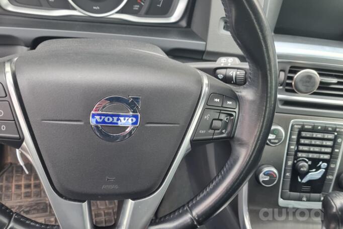 Volvo V60 1 generation [restyling] wagon 5-doors