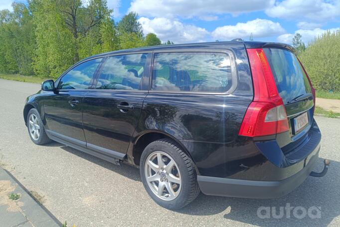 Volvo V70 3 generation wagon