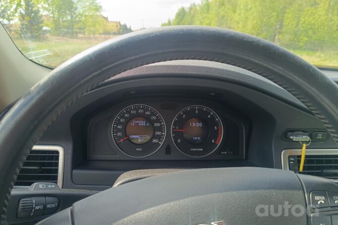 Volvo V70 3 generation wagon