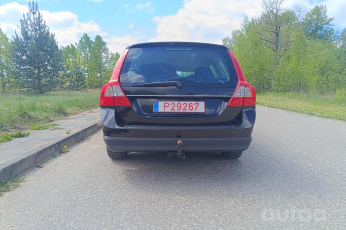 Volvo V70 3 generation wagon