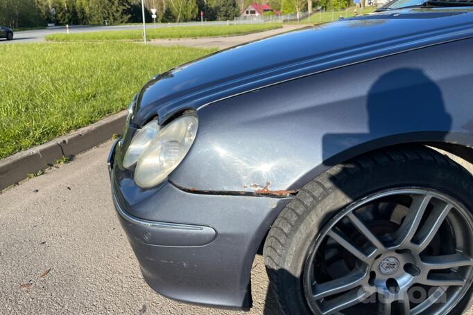 Mercedes-Benz CLK-Class C209 Coupe-Hardtop