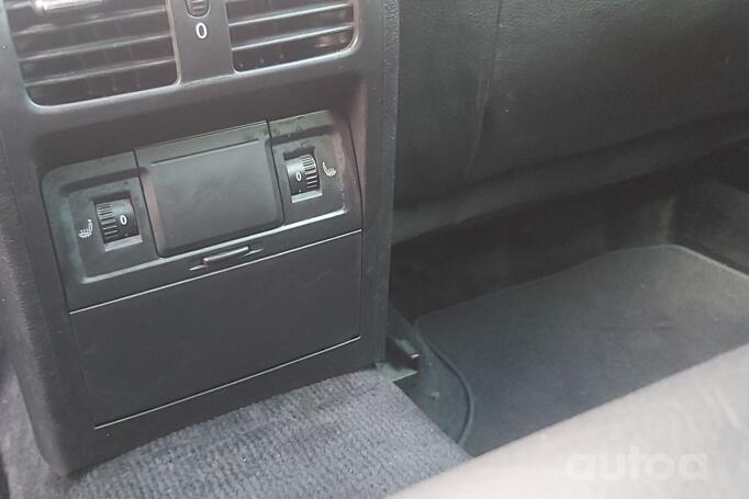 Volkswagen Passat B6 wagon 5-doors