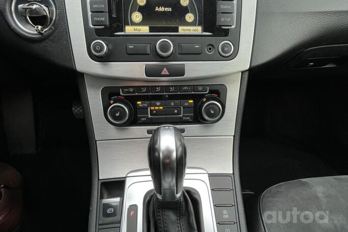 Volkswagen Passat B7 Variant wagon 5-doors