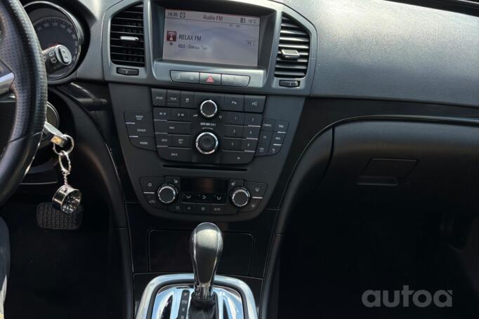 Opel Insignia A Sports Tourer wagon 5-doors