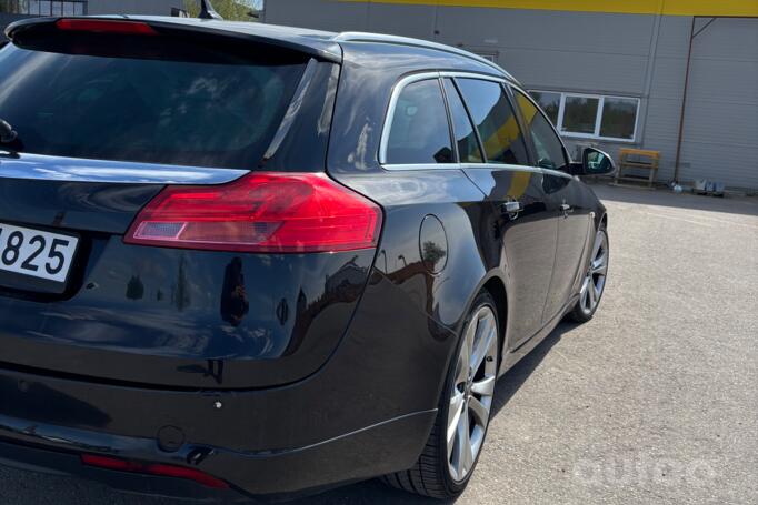 Opel Insignia A Sports Tourer wagon 5-doors
