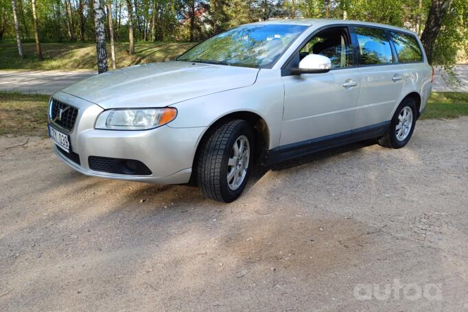 Volvo V70 3 generation wagon