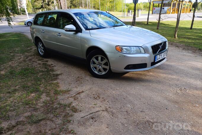 Volvo V70 3 generation wagon