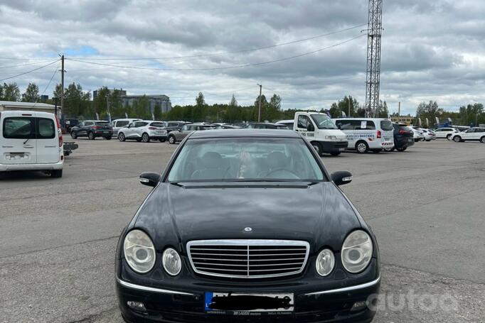 Mercedes-Benz E-Class W211 Sedan
