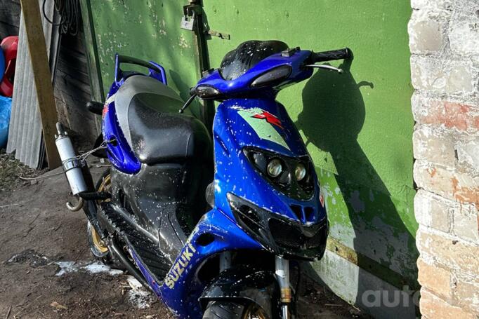 Suzuki Katana