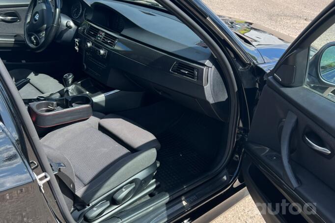 BMW 3 Series E90/E91/E92/E93 [restyling] Sedan