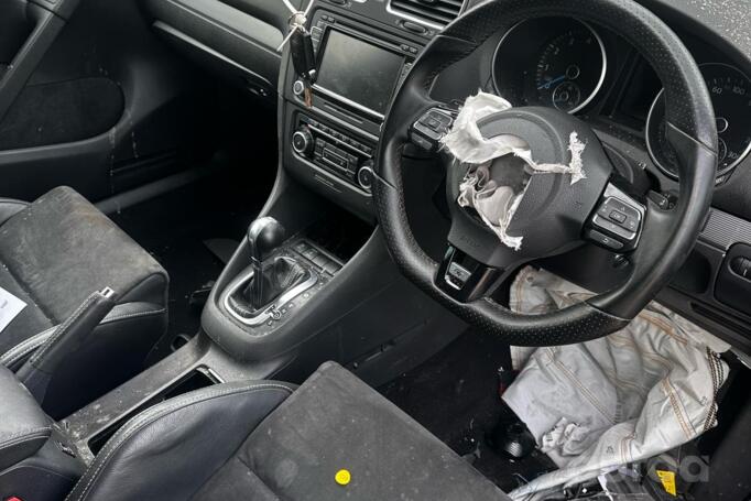 Volkswagen Golf 6 generation R hatchback 5-doors