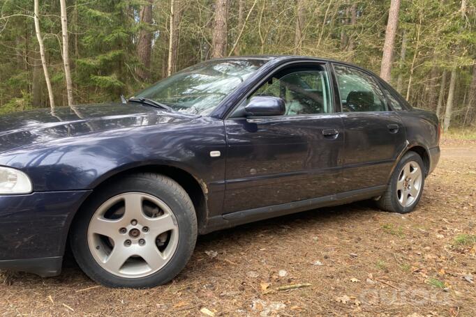 Audi A4 B5 [restyling] Avant wagon 5-doors