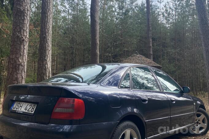 Audi A4 B5 [restyling] Avant wagon 5-doors
