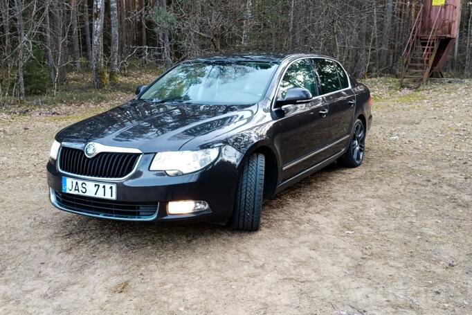Skoda Superb 2 generation Liftback