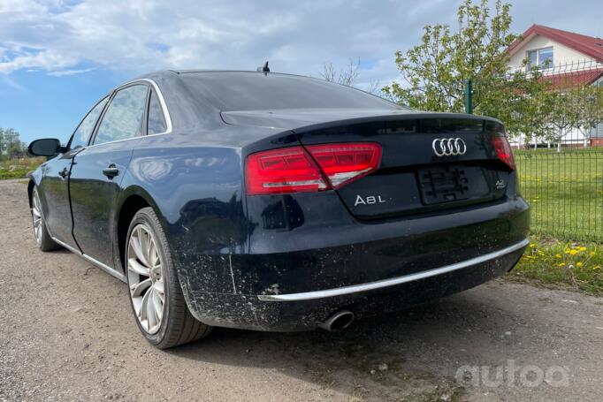 Audi A8 D4/4H Sedan