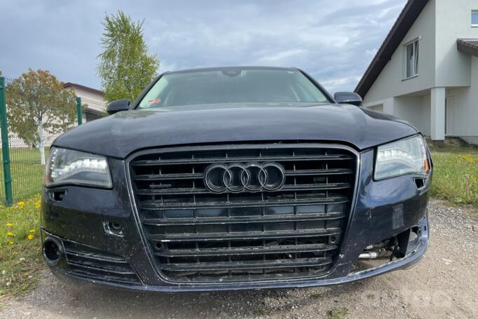Audi A8 D4/4H Sedan