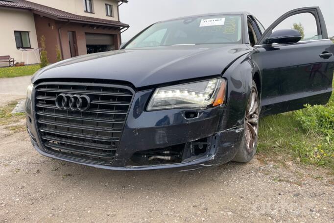 Audi A8 D4/4H Sedan