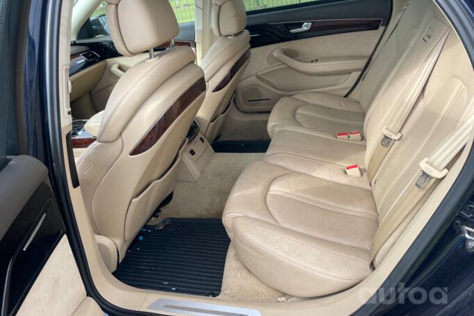 Audi A8 D4/4H Sedan