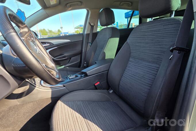 Opel Insignia A [restyling] Sports Tourer wagon 5-doors