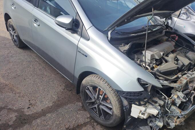 Toyota Auris 2 generation Hatchback 5-doors