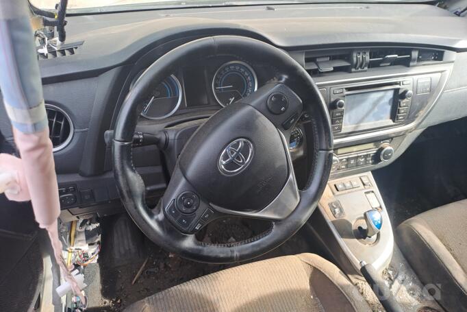 Toyota Auris 2 generation Hatchback 5-doors