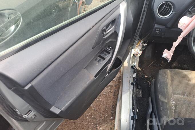 Toyota Auris 2 generation Hatchback 5-doors