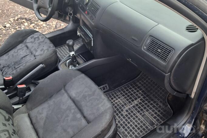 Volkswagen Golf 4 generation Hatchback 3-doors