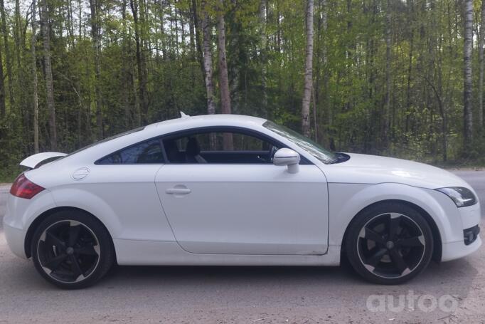Audi TT 8J Coupe