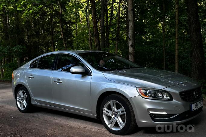 Volvo S60 2 generation [restyling] Sedan 4-doors