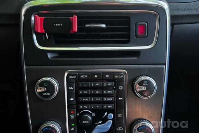Volvo S60 2 generation [restyling] Sedan 4-doors