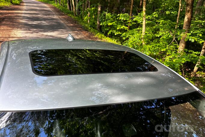 Volvo S60 2 generation [restyling] Sedan 4-doors