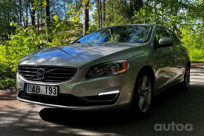 Volvo S60 2 generation [restyling] Sedan 4-doors