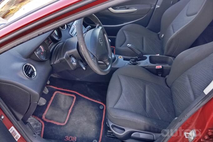 Peugeot 308 T7 Hatchback 5-doors