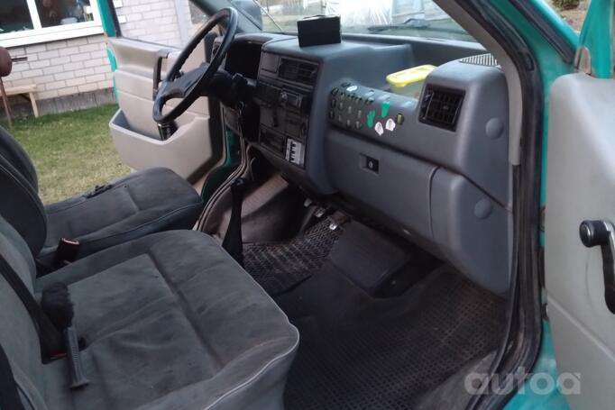 Volkswagen Transporter T4 Van