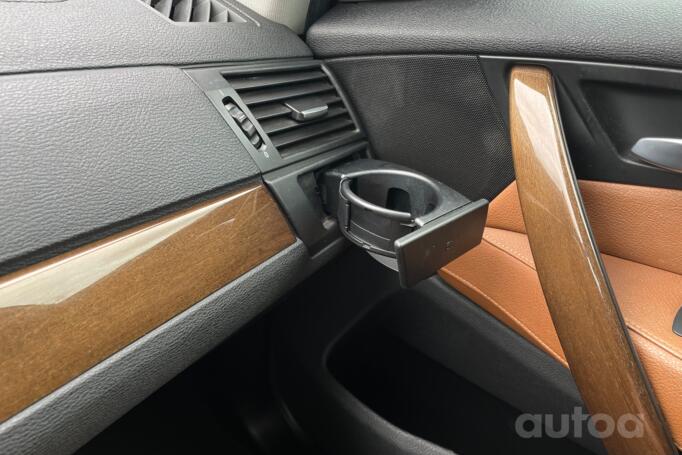 BMW X3 E83 [restyling] Crossover