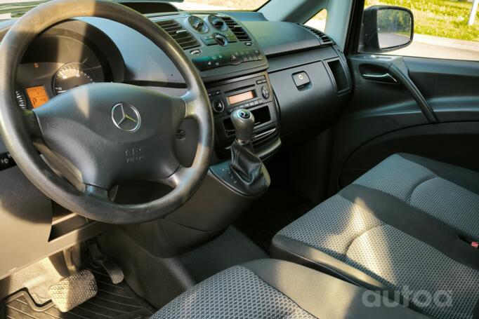 Mercedes-Benz Vito W639 [restyling] Mixto minivan