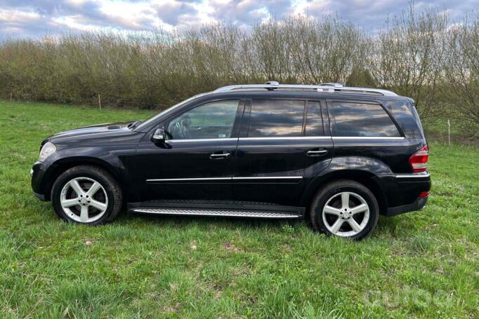 Mercedes-Benz GL-Class
