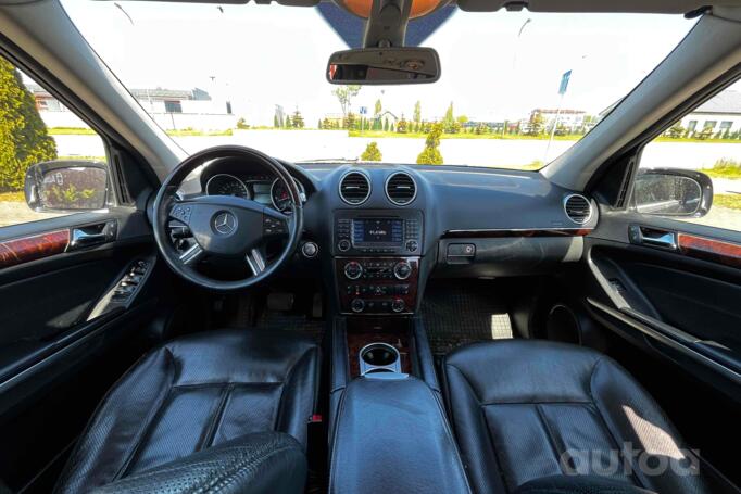 Mercedes-Benz GL-Class