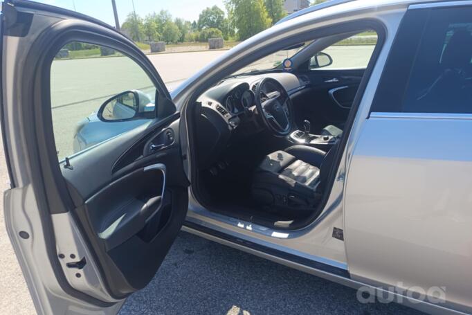 Opel Insignia A Sports Tourer OPC wagon 5-doors